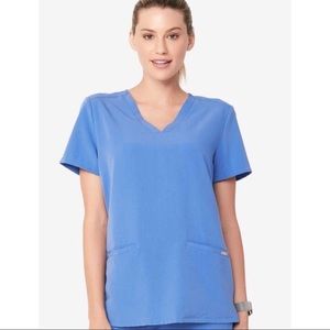 Figs small scrub top